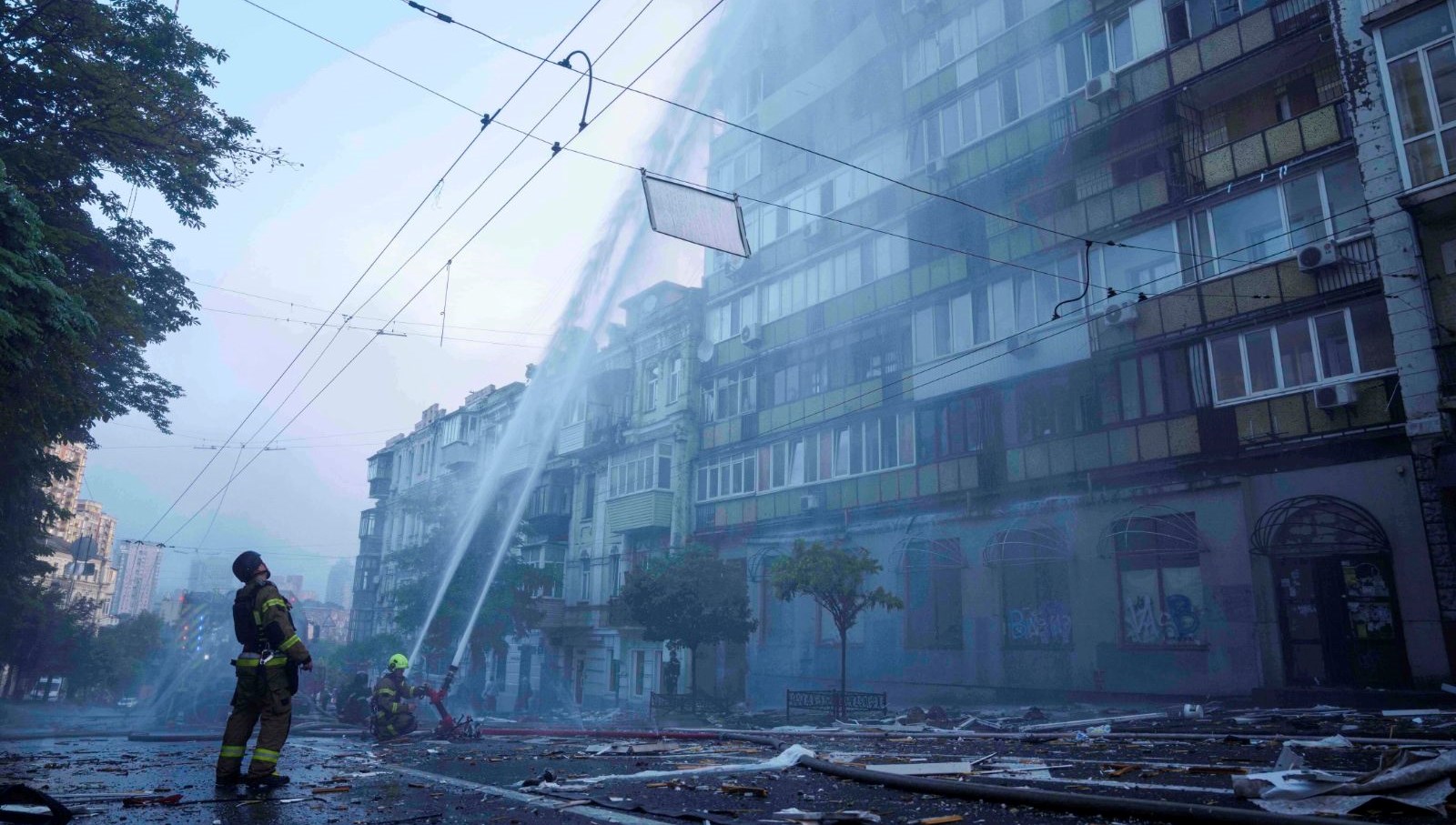 aliyevden ukraynaya 2 milyon dolarlik yardim ZYAl1Iuy