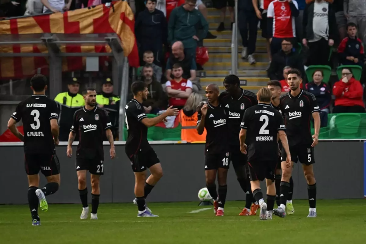 besiktaslilarin ozledigi golcu abraham 3 macta tam 4 gol tIGEJ5KO