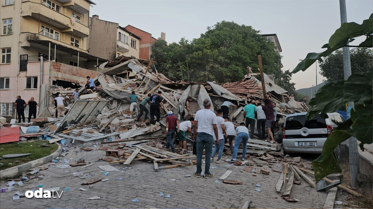 depremde yikilan binanin sahibi ve muteahhit gozaltinda El3keWmO