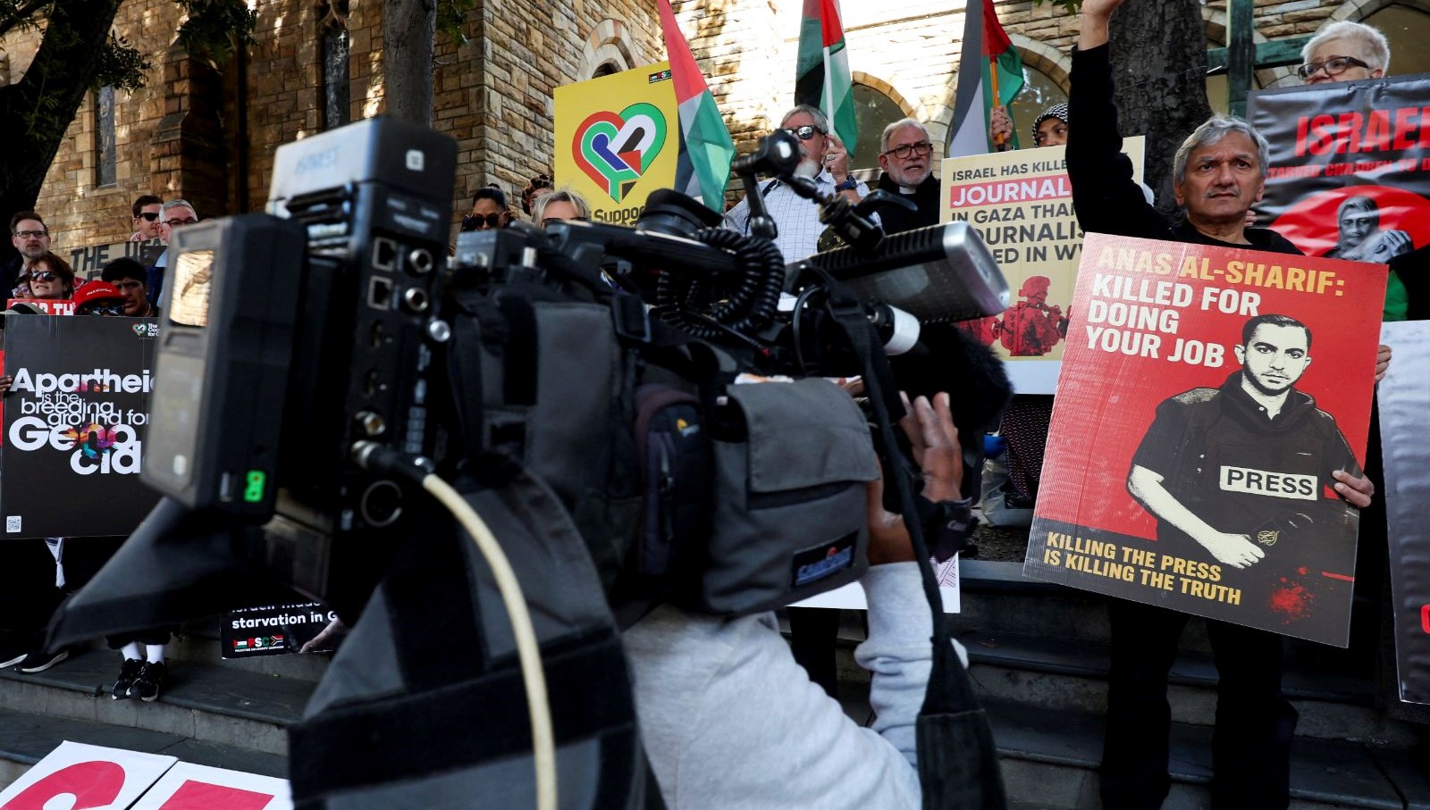 gazzede katledilen gazeteciler isvecte anildi 1BMabZ9T