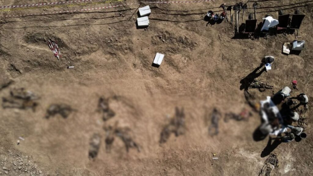 irakta deasin olum cukuru kazilmaya baslandi 4hUwj6yY