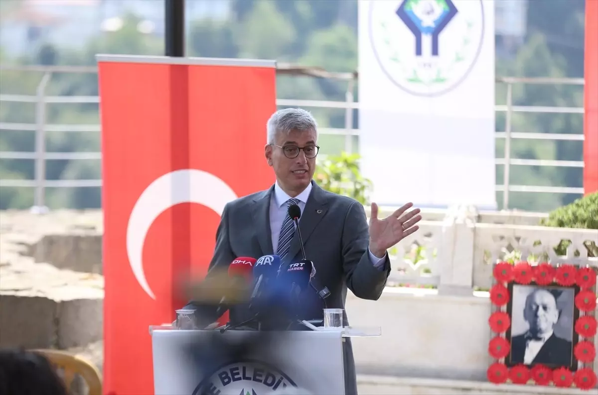 saglik bakani memisoglu rizede merhum belediye baskani ekrem orhonu anma torenine katildi uKLzGfGG