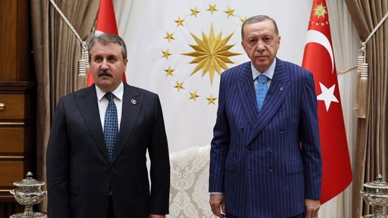 cumhur ittifaki ortagi destici sadece turkiyedeki pkk degil suriyedekiler de silah birakacak 3lmBb6iz