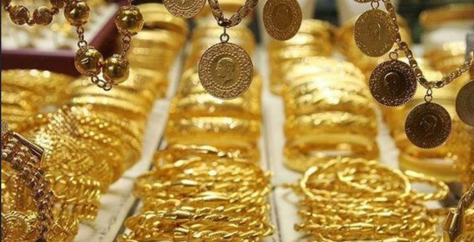 fedin faiz indirimi altini rekor seviyelere tasidi analistlerden carpici degerlendirme pvDeYlzJ