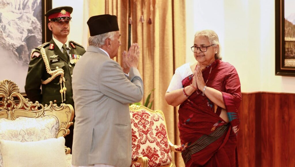 nepalin ilk kadin basbakani gorevde 5 gunluk kaos bitti mi mlAONmn3