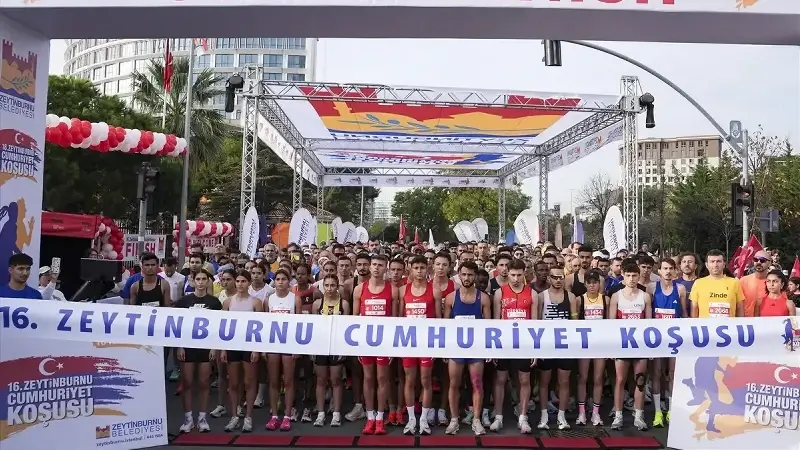 16. Zeytinburnu Cumhuriyet Koşusu gerçekleştirildi