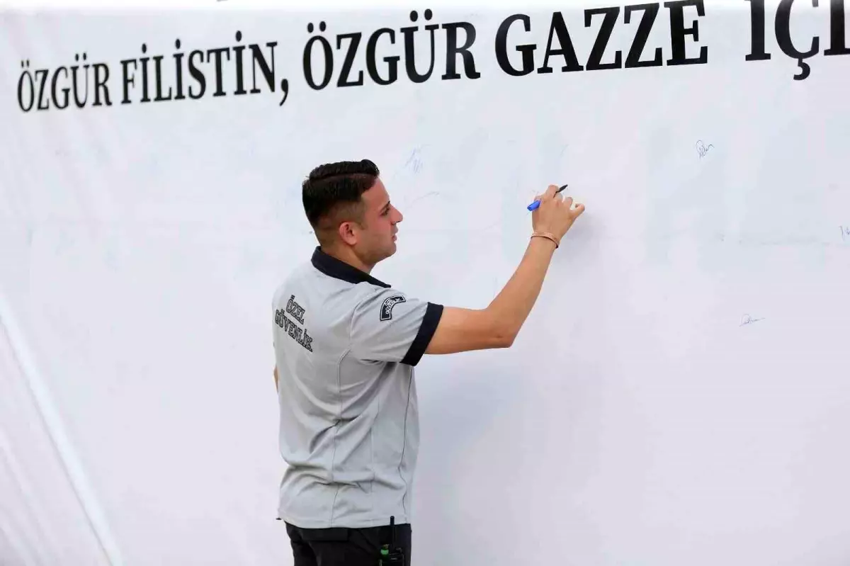 alkude ozgur filistin ozgur gazze icin gonulden gonule imza platformu ilgi gordu ULtlvcMs