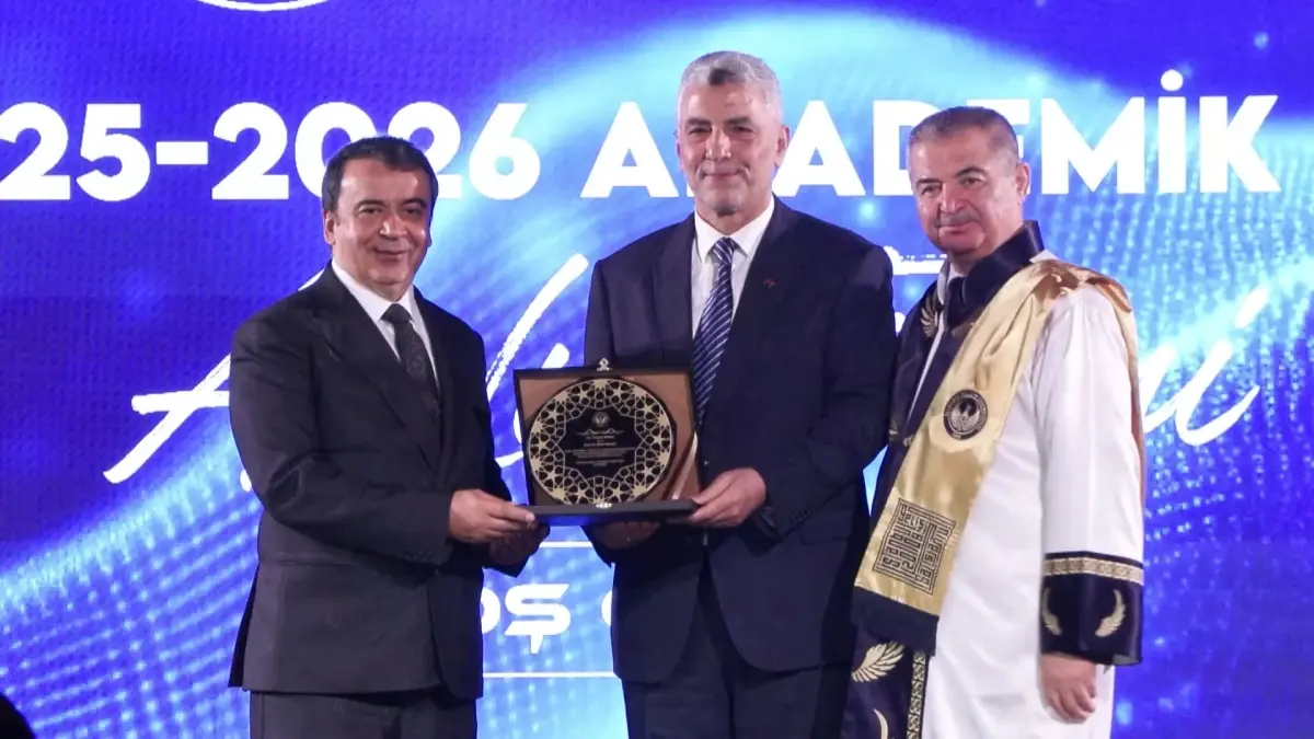 bakan bolat turkiye ust gelir ulkeleri liginde nHdp1CDt.jpg