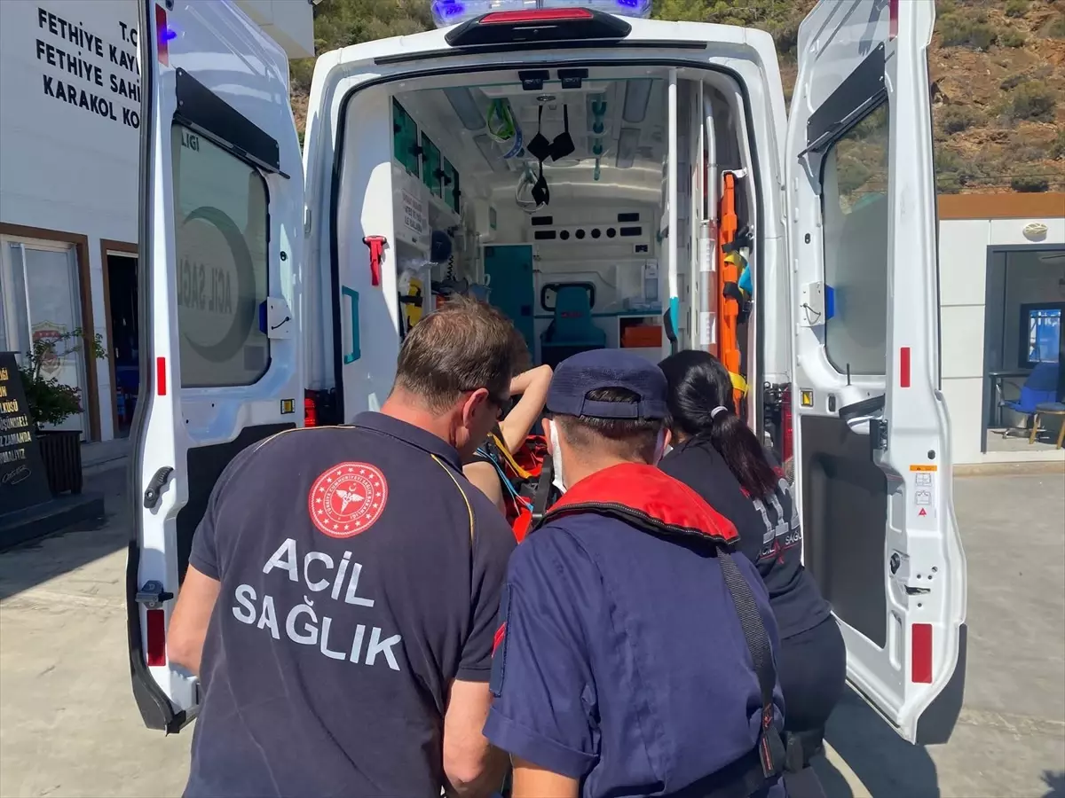 fethiye aciklarinda ticari yatta yaralanan kisi hastaneye kaldirildi WMDIYrZr