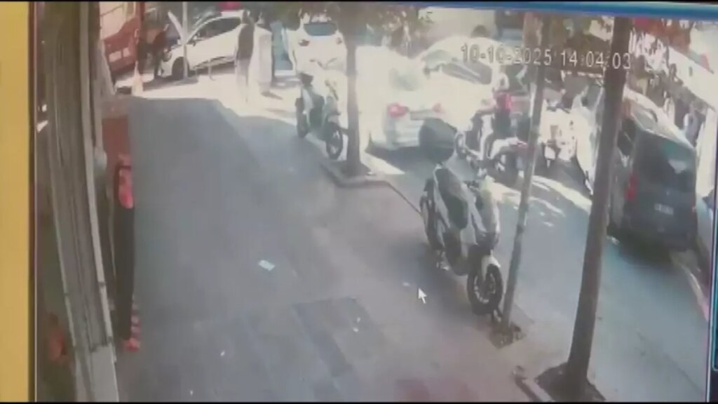 gungorende arizali arac kontrolu sirasinda bekci sikisti LKxXdkep