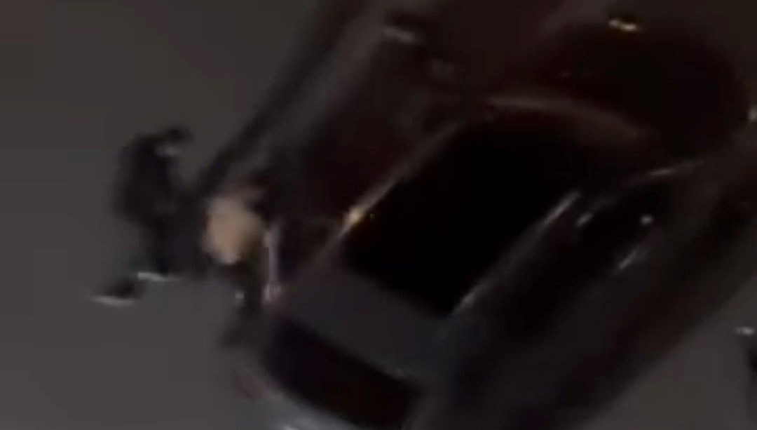 komsular yumruk yumruga birbirine girdi pM3dqNSy.jpg