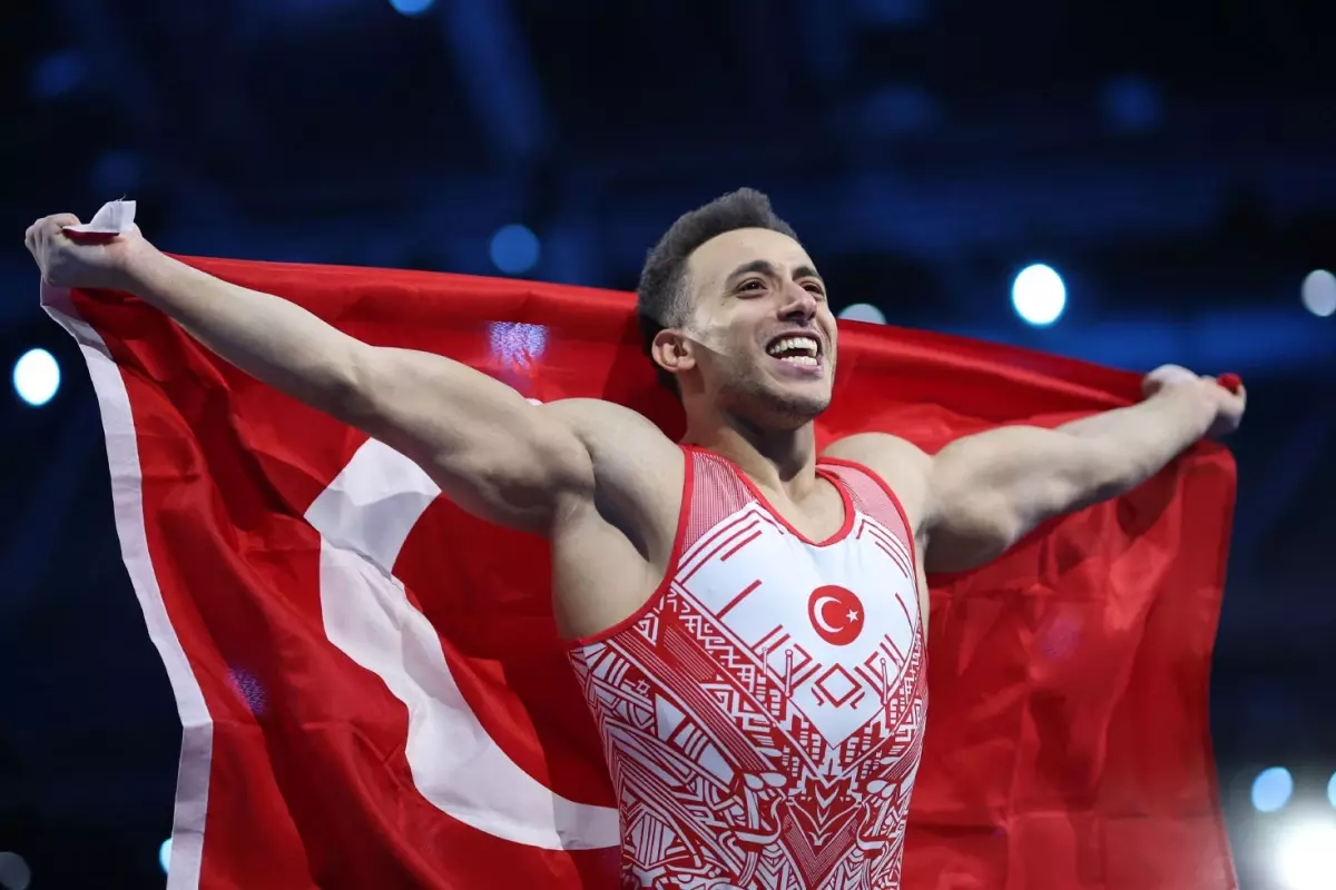 milli cimnastikci adem asil dunya ikincisi VAqzrQAj.jpg