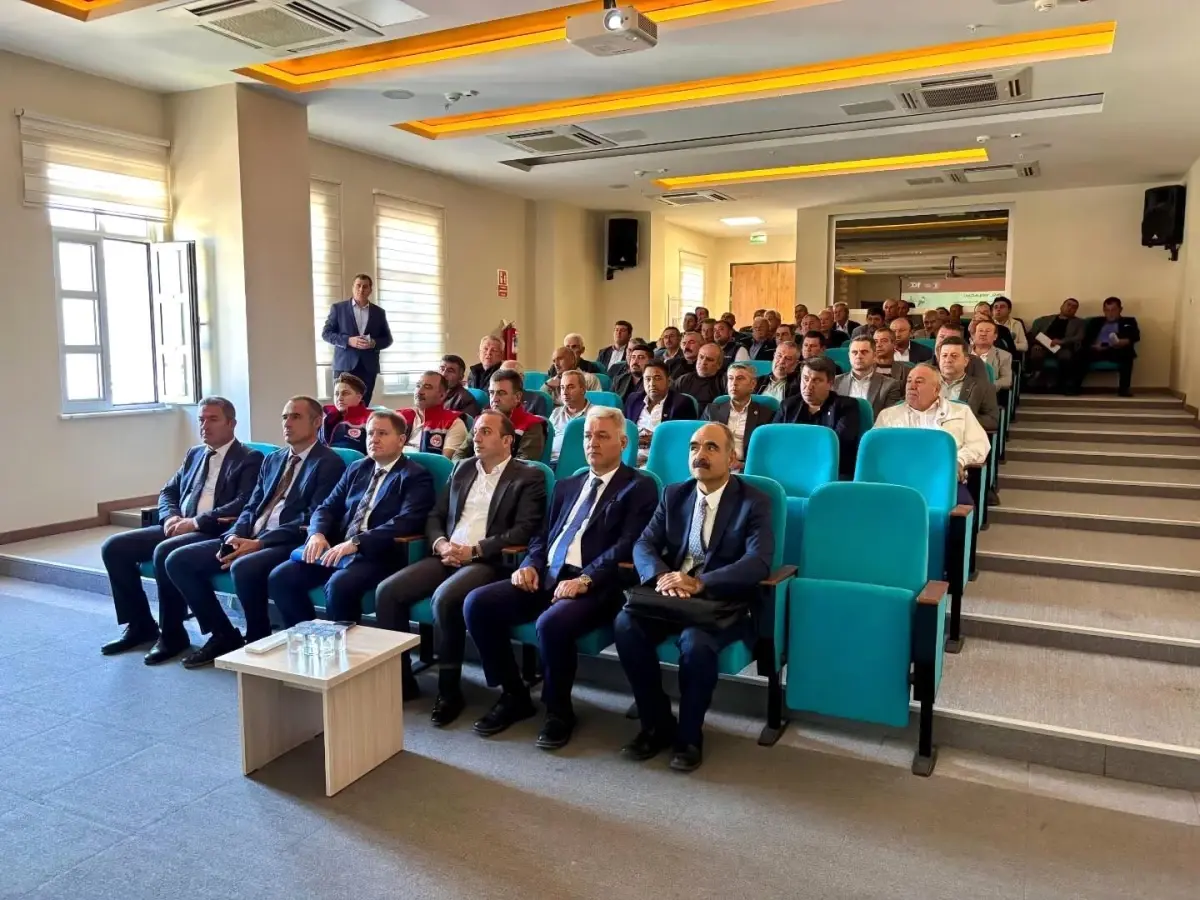 tarim sayimi icin bilgilendirme toplantisi duzenlendi lNgSURD5.jpg