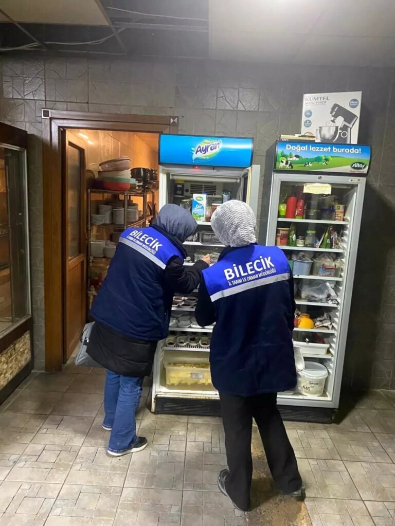 bilecikte-yilbasi-oncesi-gida-denetimleri-unzgUZUa.jpg