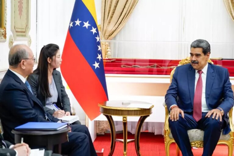 maduro-son-gorusmesini-bakin-hangi-ulke-ile-yapmis-YYYx5LnM.jpg