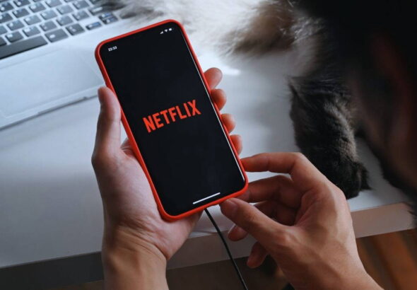 netflix-yapay-zeka-ile-uretilmis-icerikleri-bunyesine-dahil-etmeyi-planliyor-6rBMKp5W