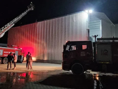 Kereste fabrikasinda talas kurutma kazani patladi inceleme baslatildi jvaCYgY2